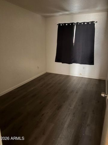 18202 N CAVE CREEK Road 216, Phoenix, AZ 85032