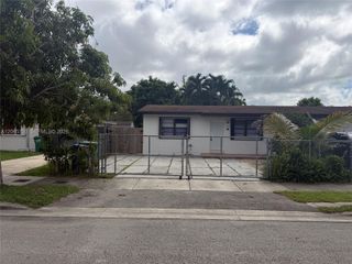 1047 SW 76th Avenue 1045, Miami, FL 33144