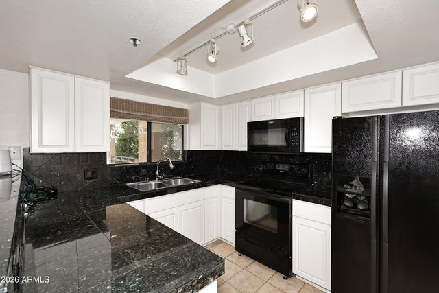 5104 N 32nd Street 348, Phoenix, AZ 85018
