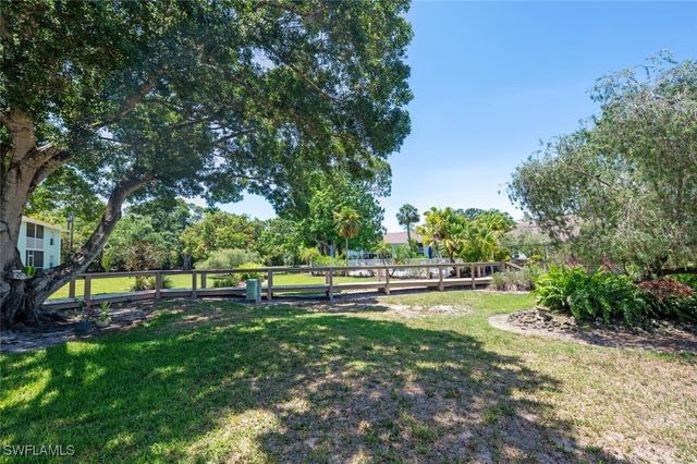 5741 Whitaker RD D103, Naples, FL 34112