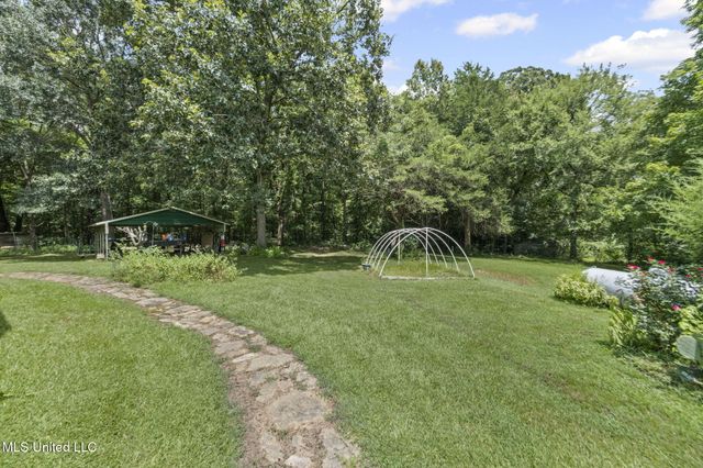 303 Dockery Drive, Byhalia, MS 38611