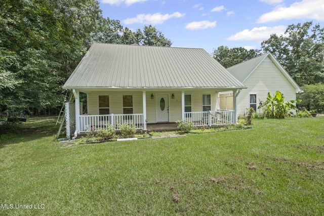 303 Dockery Drive, Byhalia, MS 38611