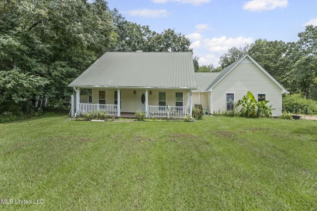 303 Dockery Drive, Byhalia, MS 38611