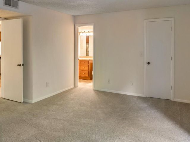 245 Seasons Parkway, Norcross, GA 30093