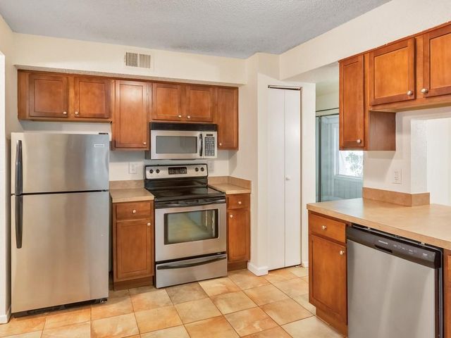 245 Seasons Parkway, Norcross, GA 30093
