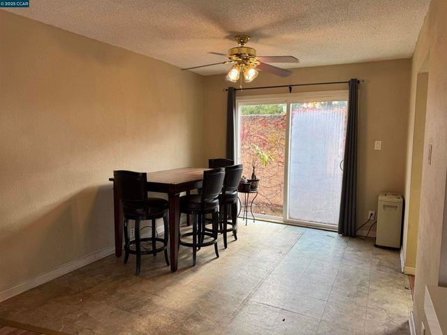 1043 Esther Dr, Pleasant Hill, CA 94523