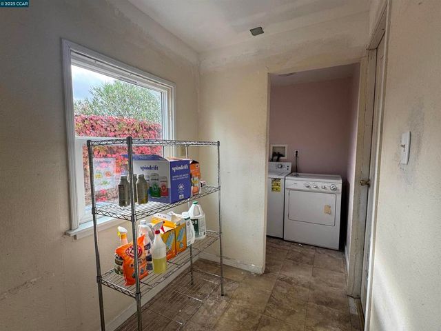 1043 Esther Dr, Pleasant Hill, CA 94523