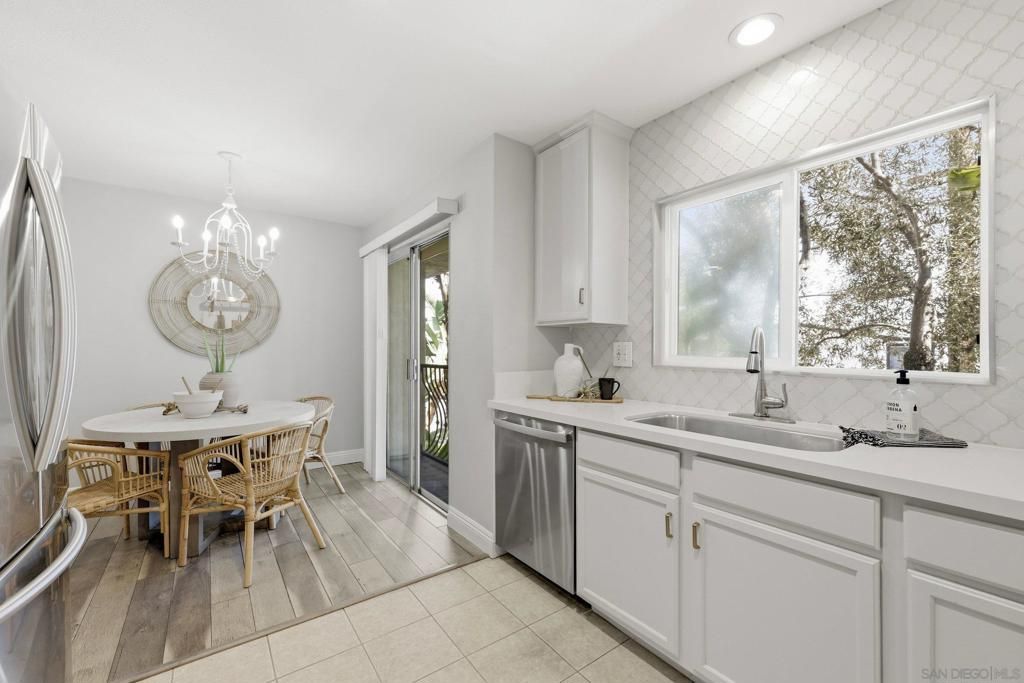 Image 9 of property listing at 3535 Madison 226, San Diego, CA 92116