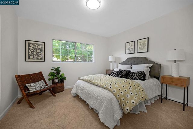 5506 Alaska Dr, Concord, CA 94521