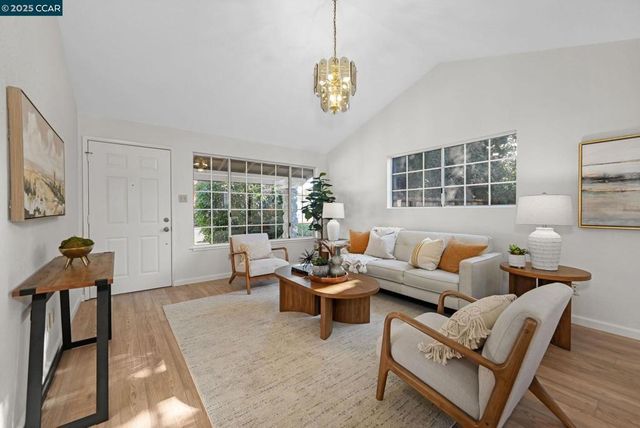 5506 Alaska Dr, Concord, CA 94521