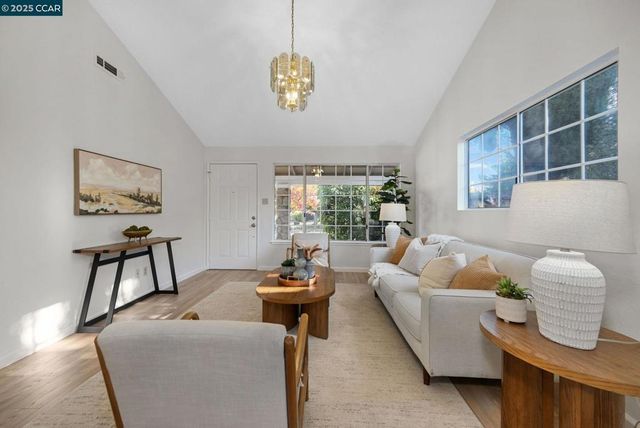 5506 Alaska Dr, Concord, CA 94521