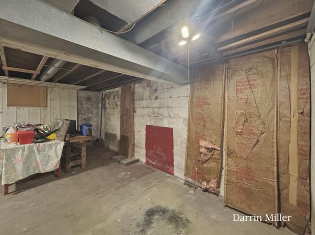 2508 Ninth Street, Muskegon Heights, MI 49444