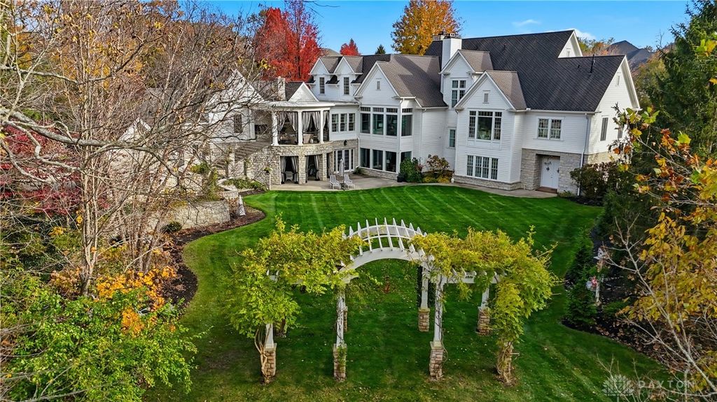 109 Castle Pines Court, Beavercreek Twp, OH 45385