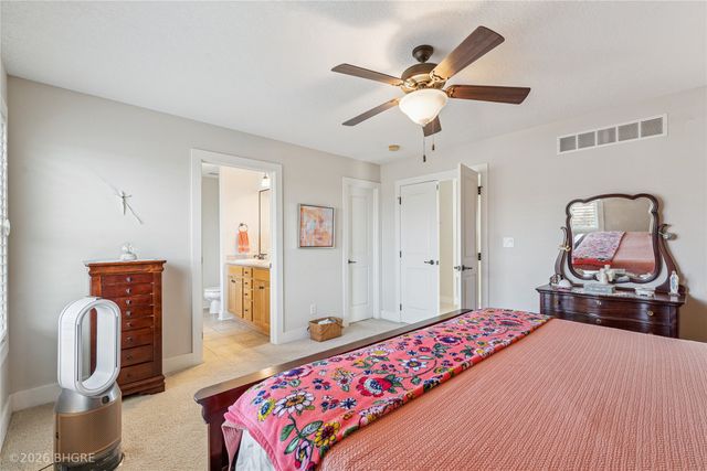 6824 Mark Twain Court, Johnston, IA 50131