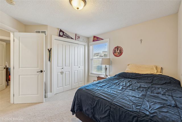 6824 Mark Twain Court, Johnston, IA 50131