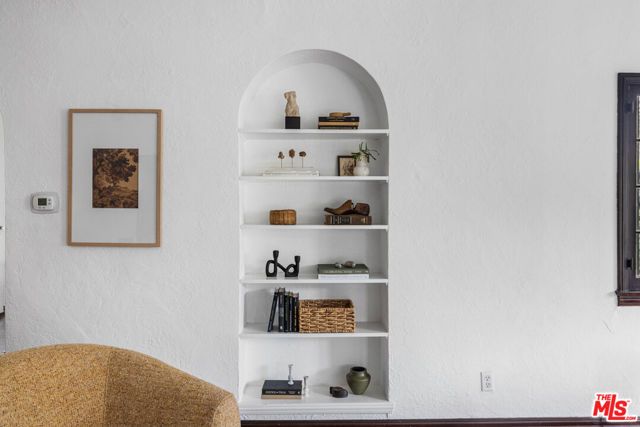 926 S Burnside Avenue, Los Angeles, CA 90036