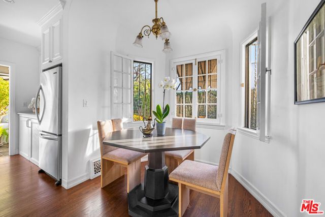 926 S Burnside Avenue, Los Angeles, CA 90036