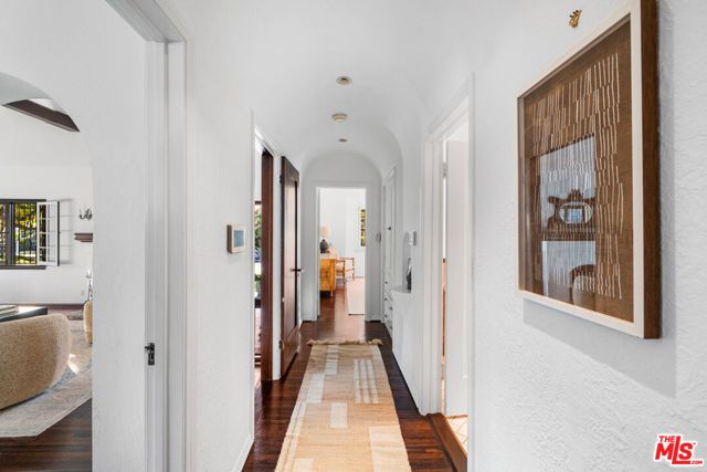 926 S Burnside Avenue, Los Angeles, CA 90036