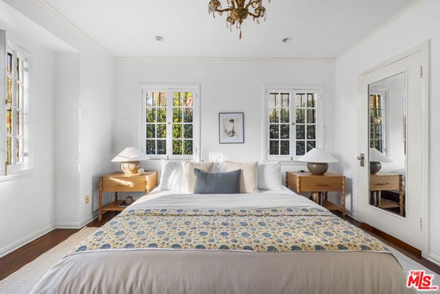 926 S Burnside Avenue, Los Angeles, CA 90036