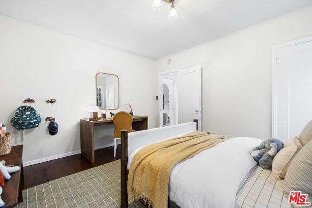 926 S Burnside Avenue, Los Angeles, CA 90036