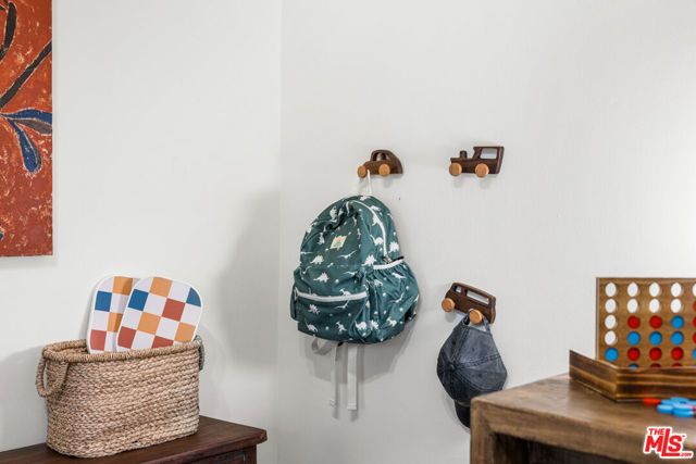 926 S Burnside Avenue, Los Angeles, CA 90036