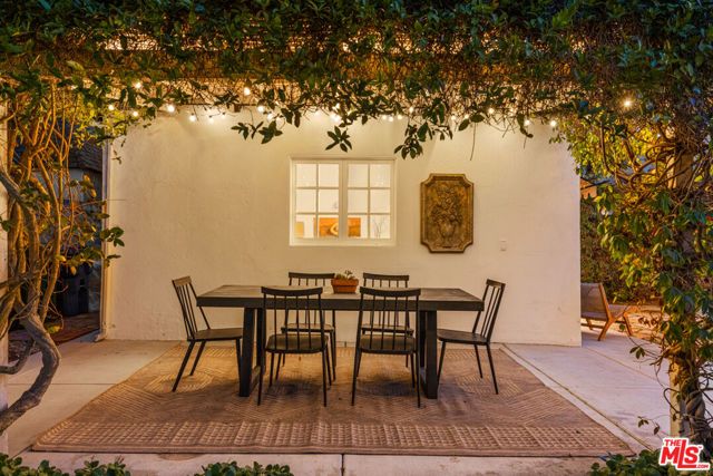 926 S Burnside Avenue, Los Angeles, CA 90036