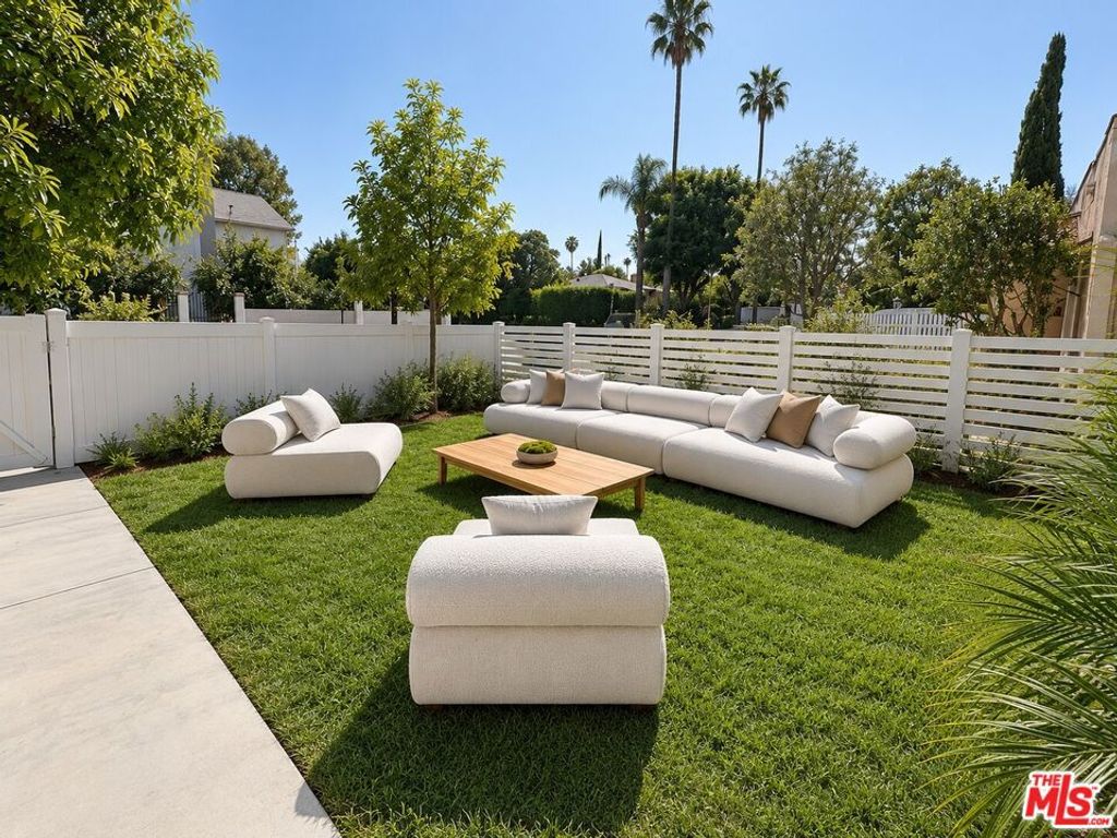 14153 Archwood Street, Los Angeles, CA 91405 — photo 4