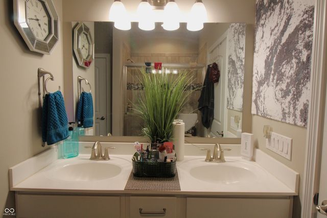 6351 Filly Circle, Indianapolis, IN 46260