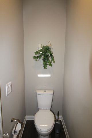 6351 Filly Circle, Indianapolis, IN 46260