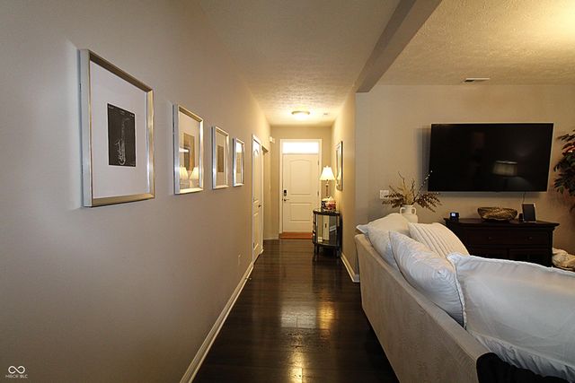 6351 Filly Circle, Indianapolis, IN 46260