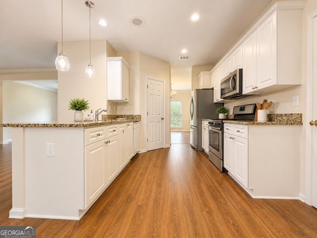 1150 Northpoint Trace, Roswell, GA 30076