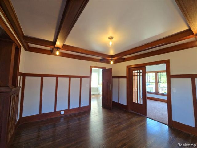 26850 W 7 Mile Road, Redford, MI 48240