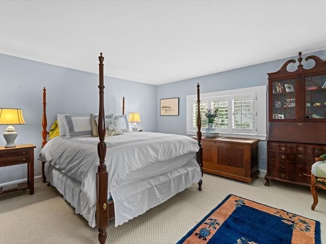 36 Kimlo Road, Wellesley, MA 02481