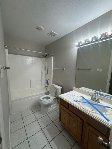 104 Silver Ridge Lane, Aledo, TX 76008