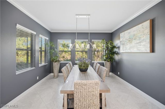 4664 Abaca CIR, Naples, FL 34119