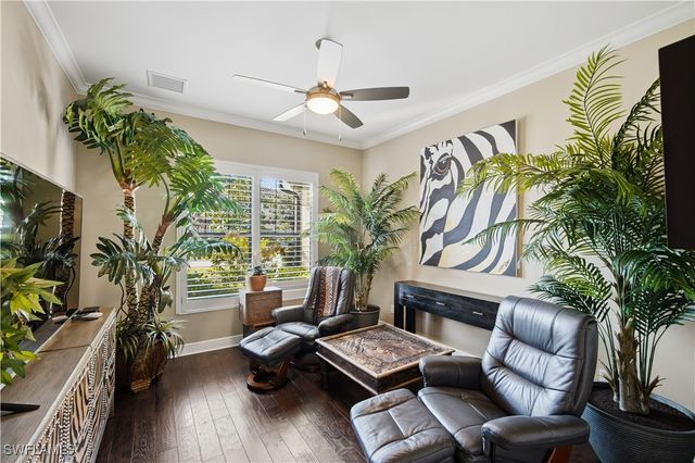 4664 Abaca CIR, Naples, FL 34119