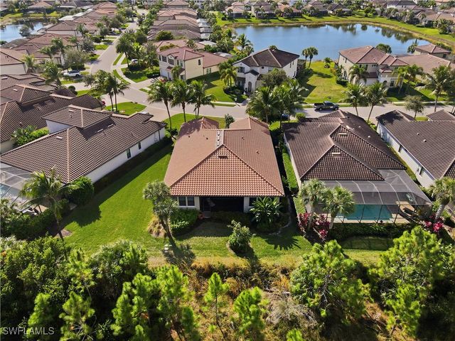 4664 Abaca CIR, Naples, FL 34119
