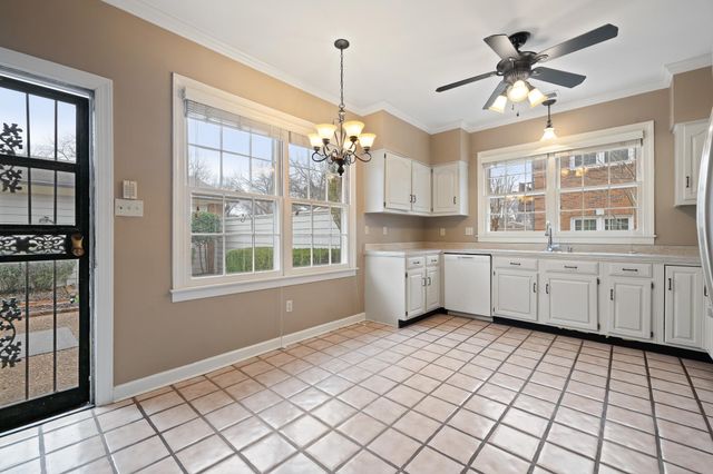 1683 KIMBROUGH RD, Germantown, TN 38138