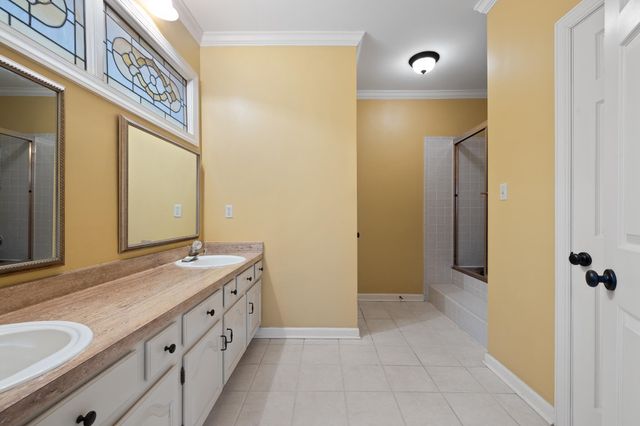 1683 KIMBROUGH RD, Germantown, TN 38138