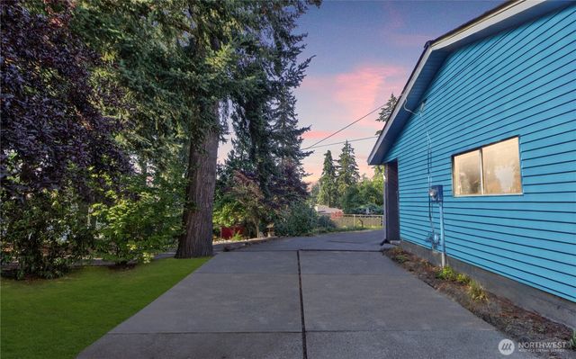 30641 28TH Avenue S, Federal Way, WA 98003
