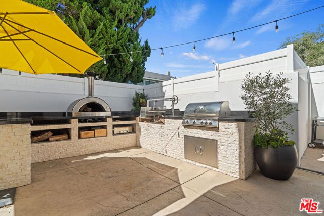 14236 Margate Street, Sherman Oaks, CA 91401