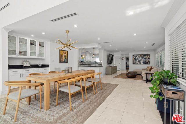 14236 Margate Street, Sherman Oaks, CA 91401