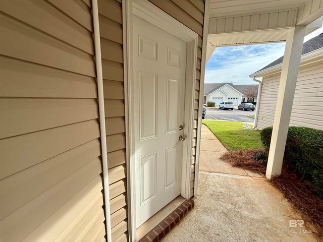 2651 S Juniper Street 303, Foley, AL 36535