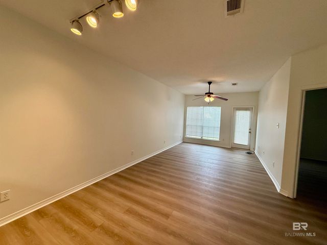 2651 S Juniper Street 303, Foley, AL 36535