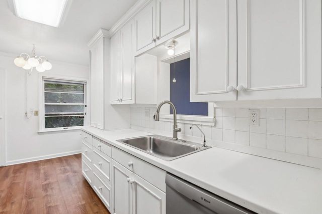 4315 N Wildwood AVENUE, Shorewood, WI 53211