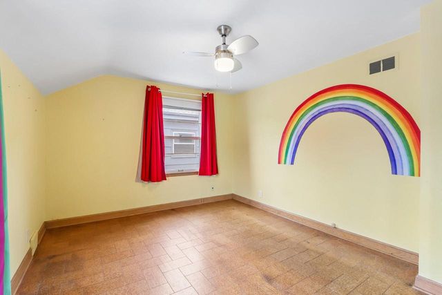 4315 N Wildwood AVENUE, Shorewood, WI 53211