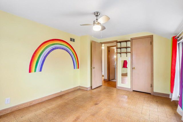 4315 N Wildwood AVENUE, Shorewood, WI 53211