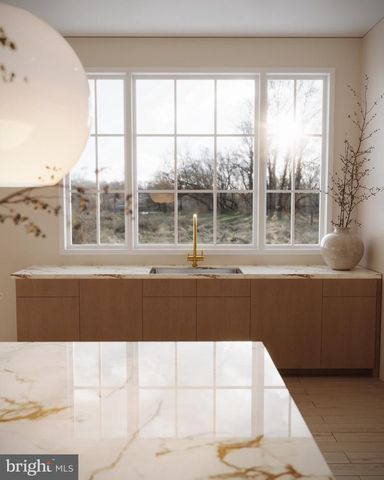 6161 MORI ST, Mclean, VA 22101