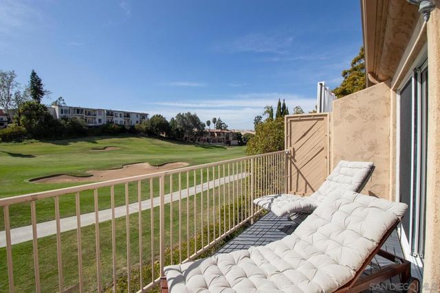 7517 Jerez B, Carlsbad, CA 92009