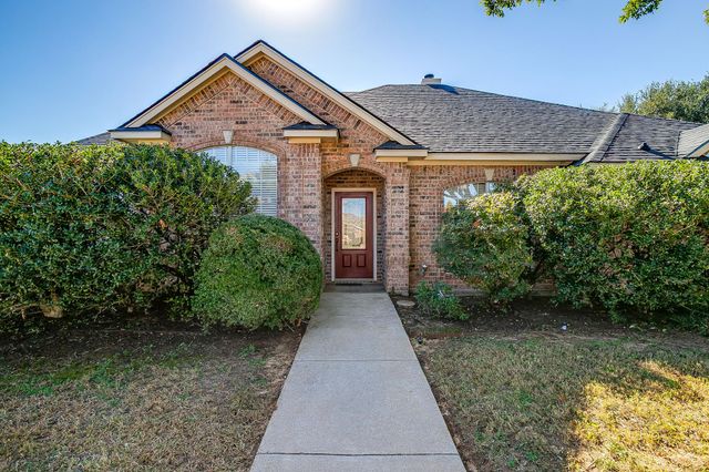 904 Dylan Court, Burleson, TX 76028